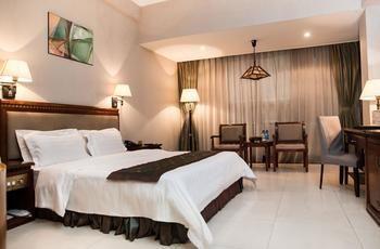 New Plum Garden Seasons Hotel - Shenzhen Zhucun  Экстерьер фото
